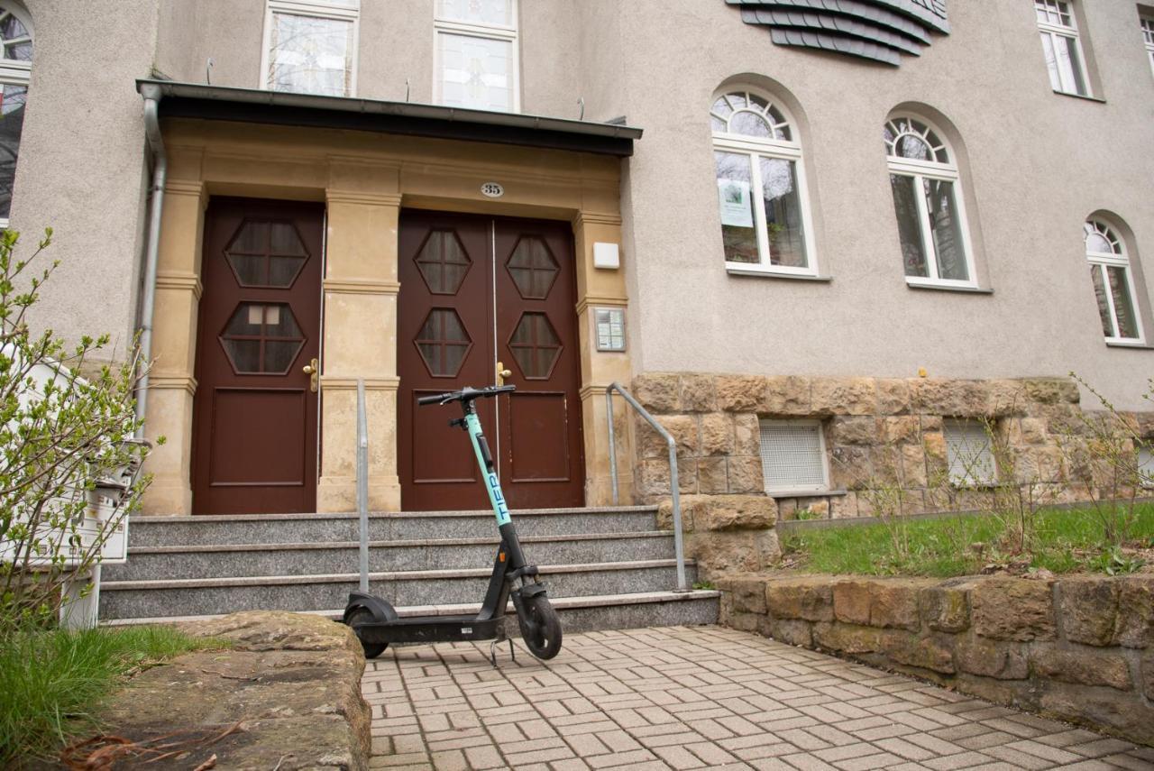 Kassberg Apartment Im Retro-Stil / Netflix & Wifi Chemnitz Luaran gambar